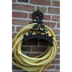 Esschert Design Tuinslanghouder Met Sierlijke Krullen -Gardena Winkel tuinslanghouder sierdecoratie 1484053881 4 600